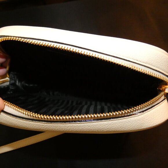 Victoria Secret Bag - Picture 3 of 3